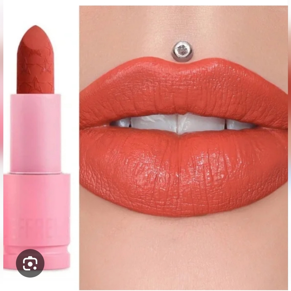 Jeffree Starr Velvet Trap
